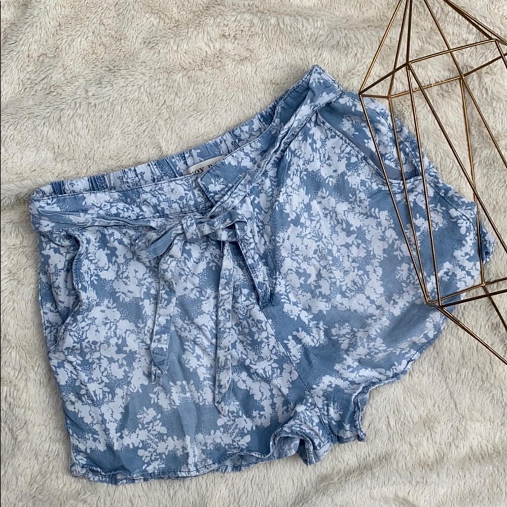 High-Rise Tie Waist Shorts